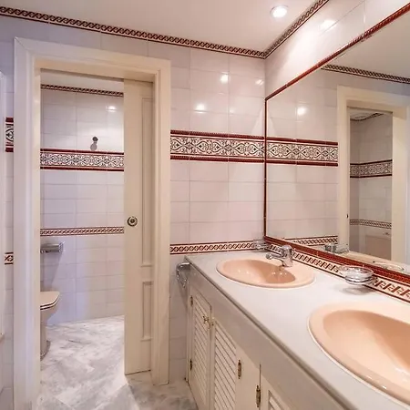 Apartment White Pearl Alojamiento Cerca De La Mejor Playa Marbella