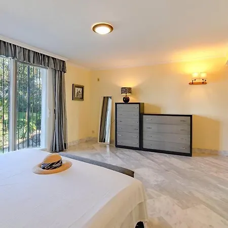 Apartment White Pearl Alojamiento Cerca De La Mejor Playa *